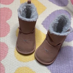 Baby girl booties